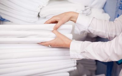 Lavanderia própria ou terceirizada?