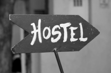 Veja como legalizar um hostel: passo a passo completo